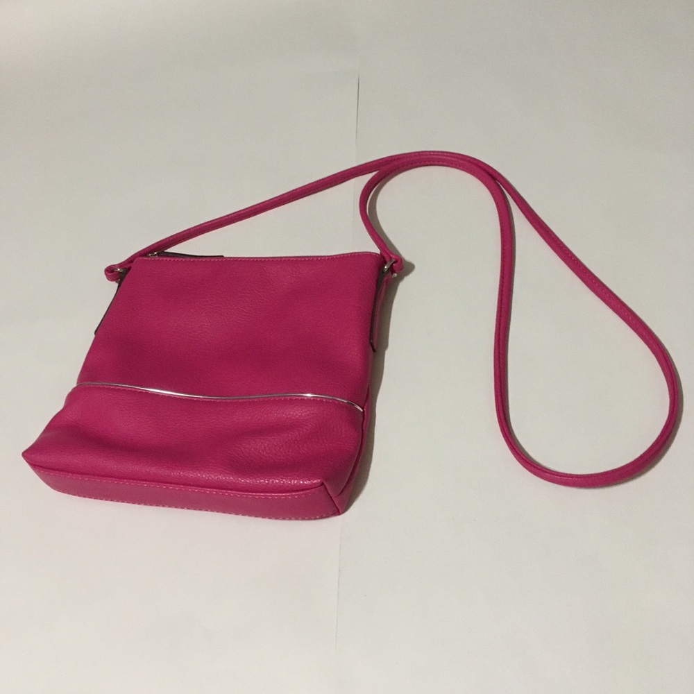 Slim style Worthington crossbody purse. Like new